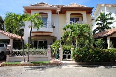 Maison de vacances /en/au Patong (Phuket)ou appartement ou maison de vacances
