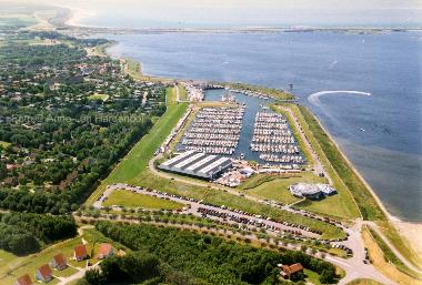 Maison de vacances /en/au Scharendijke (Zeeland)ou appartement ou maison de vacances