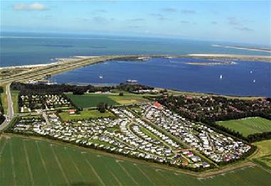Maison de vacances /en/au Scharendijke (Zeeland)ou appartement ou maison de vacances