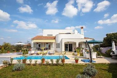 Maison de vacances �/en/au Svetvincenat (Istarska)ou appartement ou maison de vacances