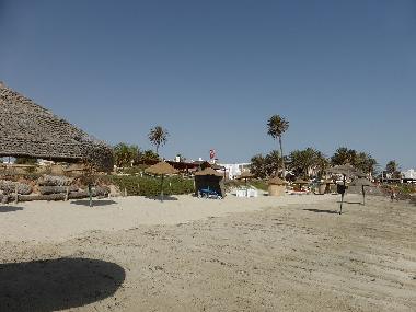 Chambre avec petit d�jeuner �/en/au Zarzis (Madanin)ou appartement ou maison de vacances