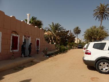 Chambre avec petit d�jeuner �/en/au Zarzis (Madanin)ou appartement ou maison de vacances