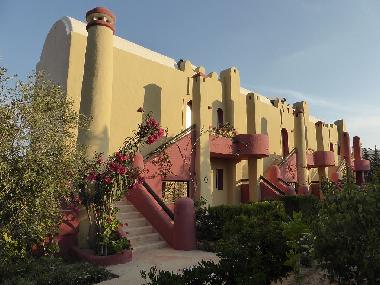 Chambre avec petit d�jeuner �/en/au Zarzis (Madanin)ou appartement ou maison de vacances