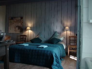 Chambre avec petit djeuner /en/au blot l