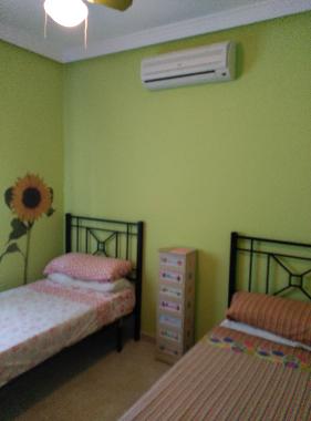 Chalet /en/au chiclana de la frontera (Cdiz)ou appartement ou maison de vacances