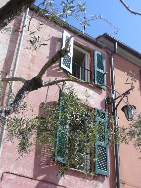 Maison de vacances �/en/au Montemarcello di Ameglia (La Spezia)ou appartement ou maison de vacances