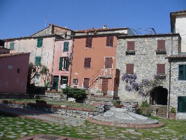 Maison de vacances �/en/au Montemarcello di Ameglia (La Spezia)ou appartement ou maison de vacances