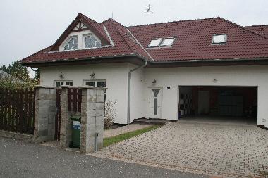 Maison de vacances �/en/au Prague Průhonice (Hlavni Mesto Praha)ou appartement ou maison de vacances