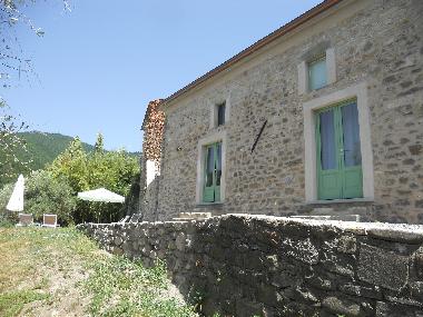 Chambre avec petit djeuner /en/au FIVIZZANO (Massa-Carrara)ou appartement ou maison de vacances
