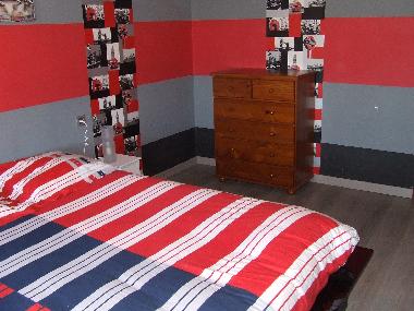 ChambreN 3 avec coin rangement