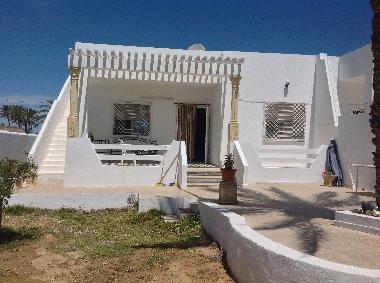 Maison de vacances �/en/au midoun (Madanin)ou appartement ou maison de vacances