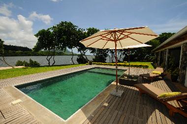 Villa /en/au Mahebourg (Grand Port)ou appartement ou maison de vacances