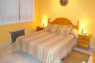 chambre double avec grand lit