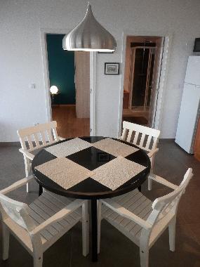 Chalet /en/au PRAZERES (Madeira)ou appartement ou maison de vacances