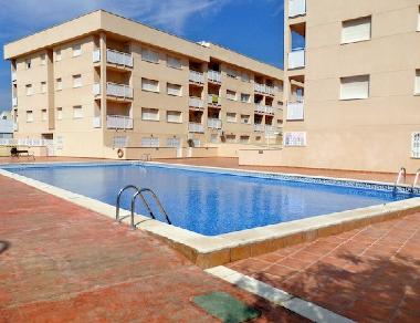 immeuble avec piscine communautaire