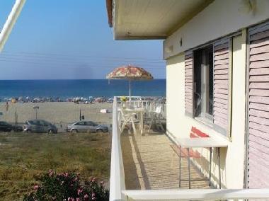 Maison de vacances �/en/au Nei Pori (Pieria)ou appartement ou maison de vacances