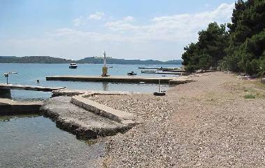 Appartement de vacances /en/au Pirovac (Sibensko-Kninska)ou appartement ou maison de vacances