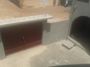 Vu Entr�e Garage/Cour