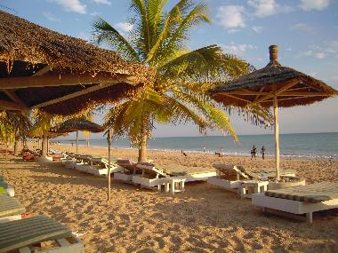 Maison de vacances �/en/au saly (Thies)ou appartement ou maison de vacances