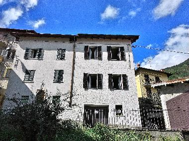 Maison de vacances �/en/au San Siro (Como)ou appartement ou maison de vacances
