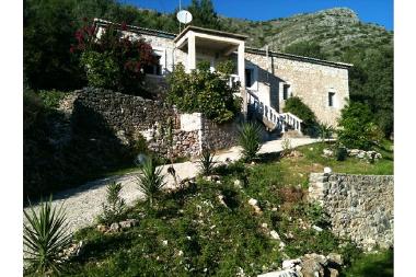 Maison de vacances /en/au Plataria (Thesprotia)ou appartement ou maison de vacances