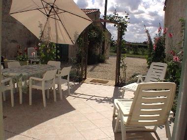 Maison de vacances �/en/au st jean de liversay (Charente-Maritime)ou appartement ou maison de vacances