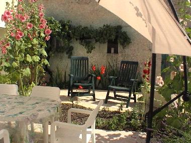 Maison de vacances �/en/au st jean de liversay (Charente-Maritime)ou appartement ou maison de vacances