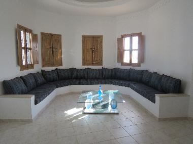 Villa �/en/au tezdaine (Madanin)ou appartement ou maison de vacances