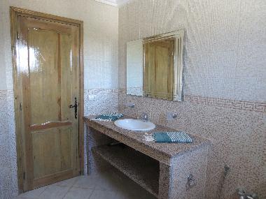 Villa �/en/au tezdaine (Madanin)ou appartement ou maison de vacances