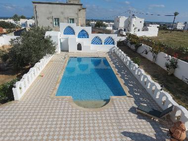 Villa �/en/au tezdaine (Madanin)ou appartement ou maison de vacances