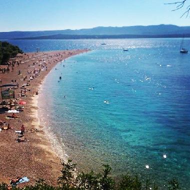 Chambre avec petit djeuner /en/au Bol (Splitsko-Dalmatinska)ou appartement ou maison de vacances