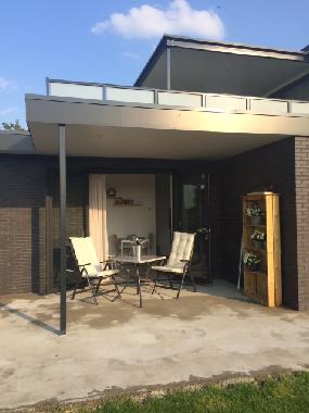 Appartement de vacances /en/au Vrouwenpolder (Zeeland)ou appartement ou maison de vacances