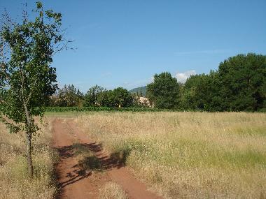 Villa /en/au La Tour sur Orb (Hrault)ou appartement ou maison de vacances