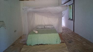 la chambre d�esse qui donne sur le jardin et la mer
