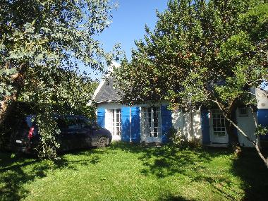 jardin devant, parking possible