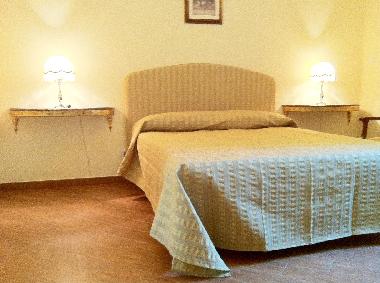 Chambre avec petit d�jeuner �/en/au Lecce (Lecce)ou appartement ou maison de vacances