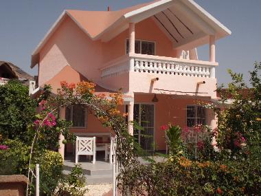 Villa �/en/au SALY (Thies)ou appartement ou maison de vacances