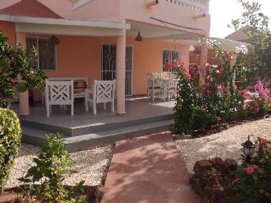 Villa �/en/au SALY (Thies)ou appartement ou maison de vacances