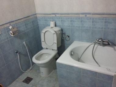 Bateau �/en/au Akouda-TANTANA (Susah)ou appartement ou maison de vacances