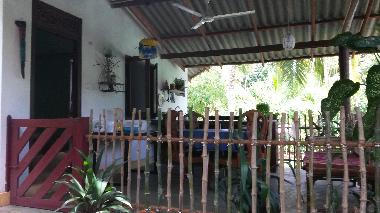 Maison de vacances �/en/au hikkaduwa (Galle)ou appartement ou maison de vacances