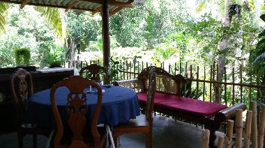 Maison de vacances �/en/au hikkaduwa (Galle)ou appartement ou maison de vacances