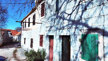 Maison de vacances �/en/au Katuni (Splitsko-Dalmatinska)ou appartement ou maison de vacances