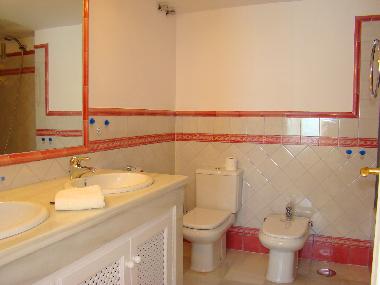 Appartement de vacances �/en/au Bahia de Casares (M�laga)ou appartement ou maison de vacances