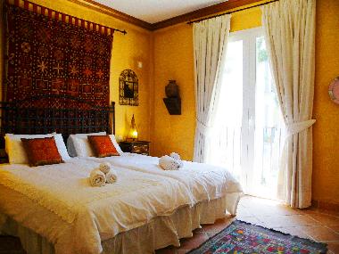 Maison de vacances �/en/au Bahia de Casares (M�laga)ou appartement ou maison de vacances