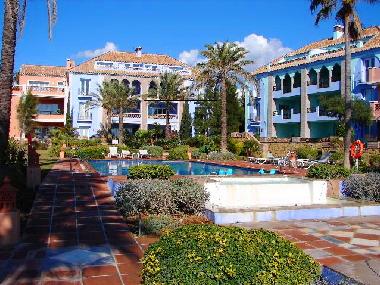 Maison de vacances �/en/au Bahia de Casares (M�laga)ou appartement ou maison de vacances