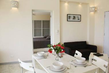 salon avec coin repas