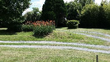 Maison de vacances �/en/au Chepniers (Charente-Maritime)ou appartement ou maison de vacances