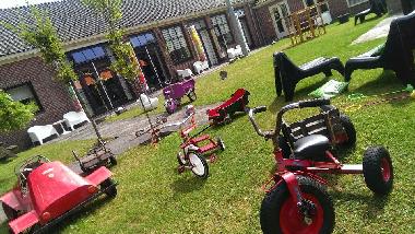 Maison de vacances /en/au Metslawier (Friesland)ou appartement ou maison de vacances