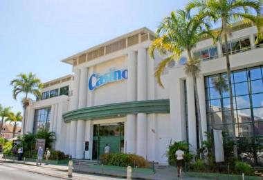 Casino, route des H�tels, Gosier