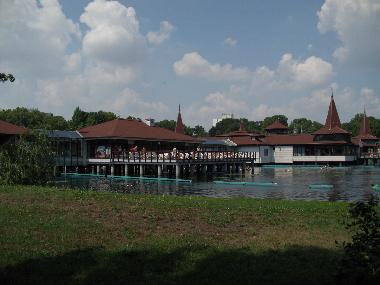 Maison de vacances �/en/au Heviz-Nemesb�k (Zala)ou appartement ou maison de vacances